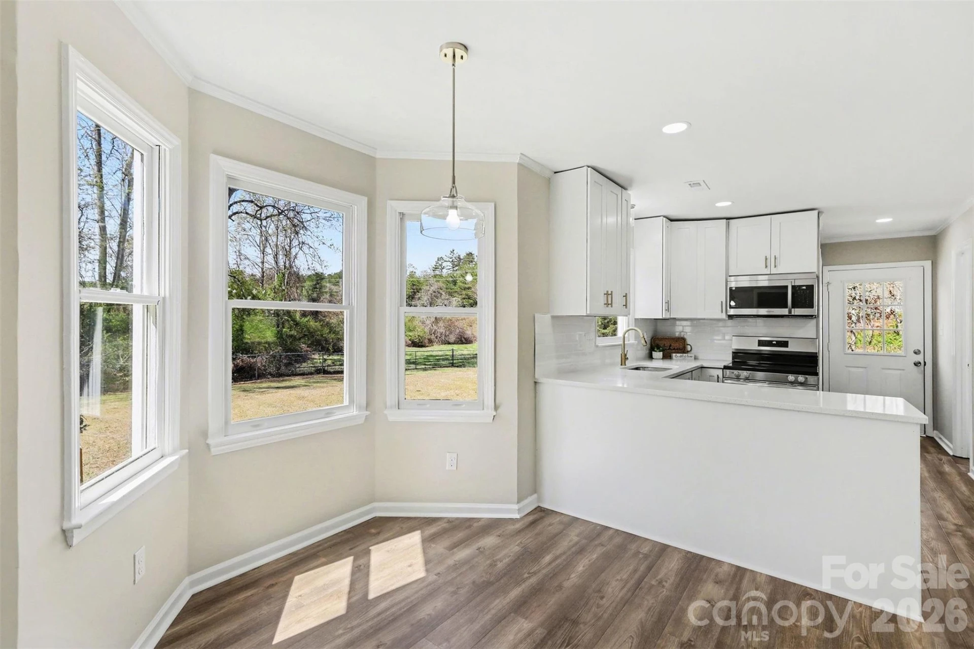 577 Tryon Place - Photo 16