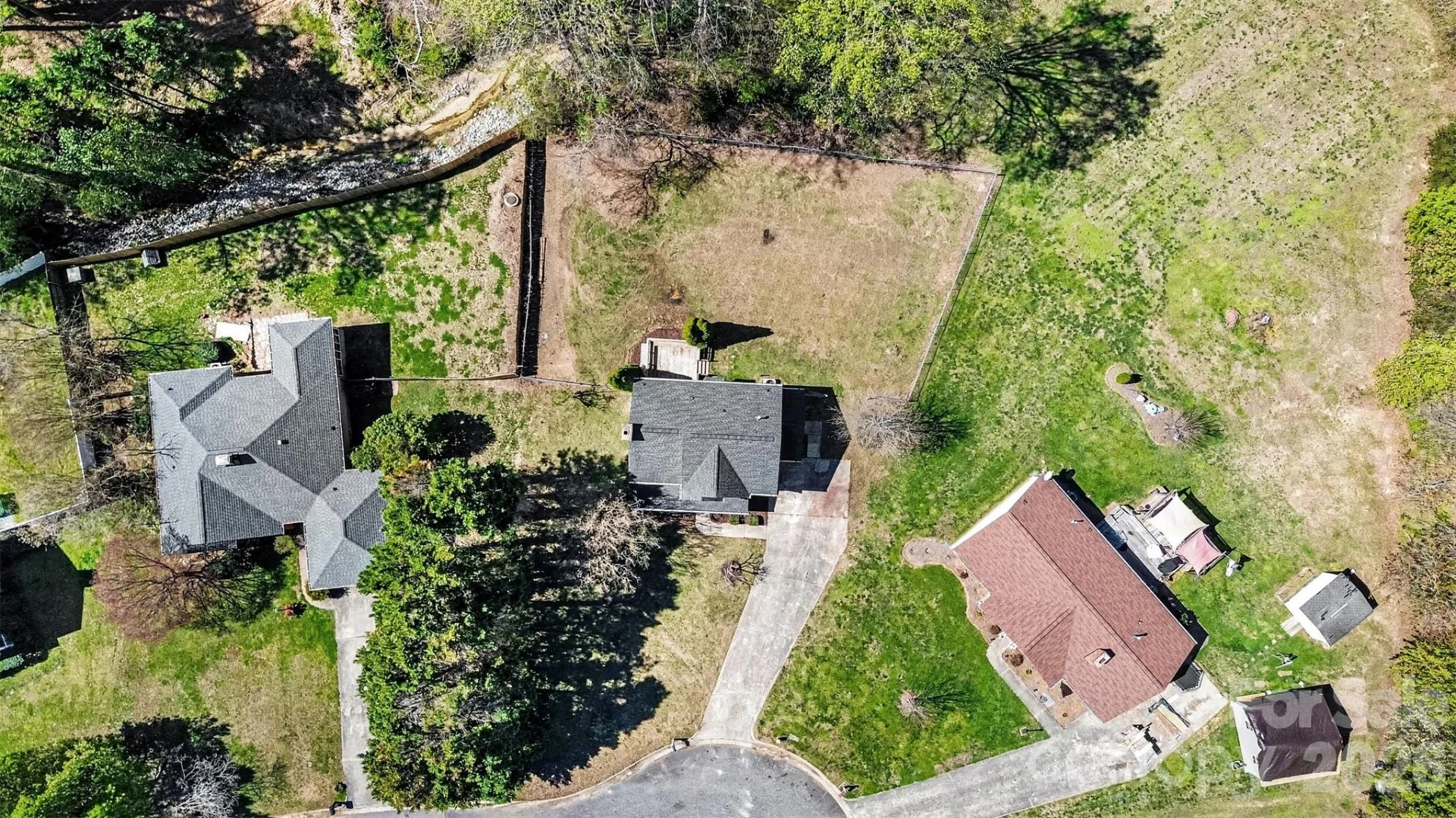577 Tryon Place - Photo 4