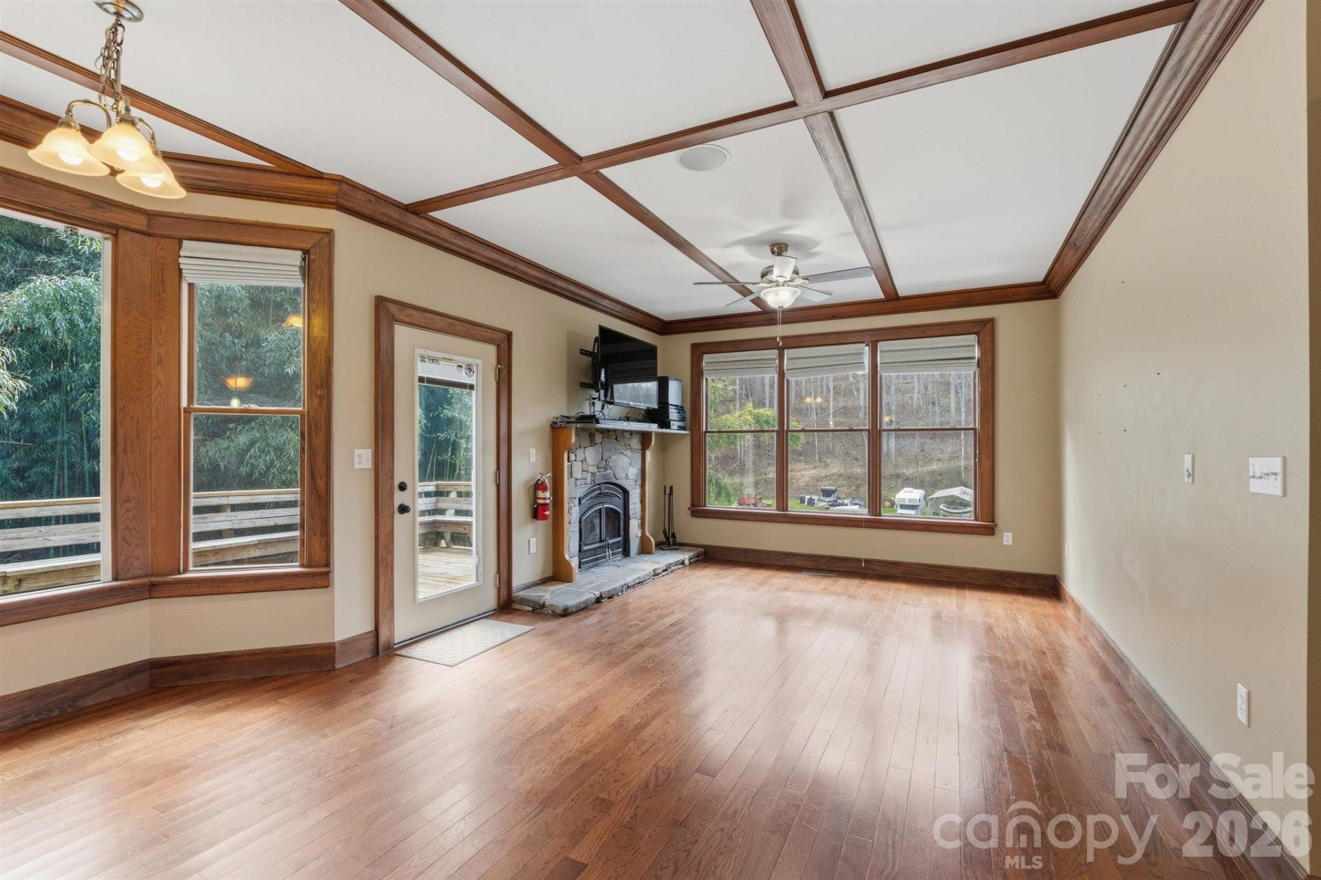 22 Pear Tree Lane - Photo 6