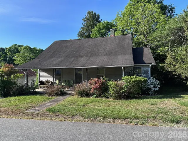 138 Hemlock Street
