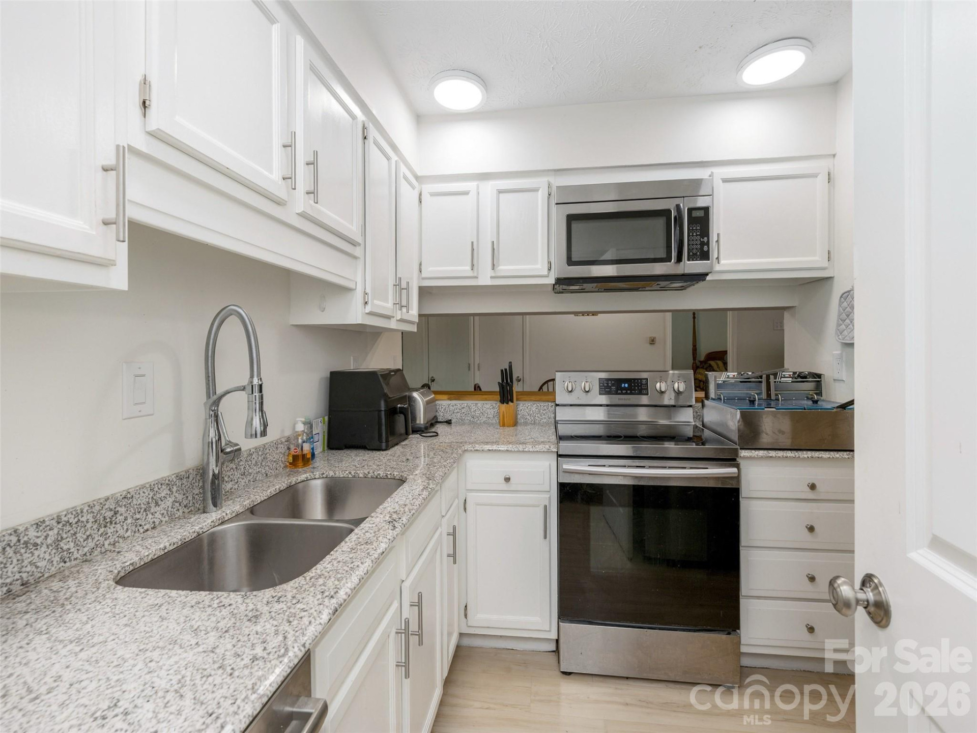 3 Ravencroft Lane #A - Photo 10