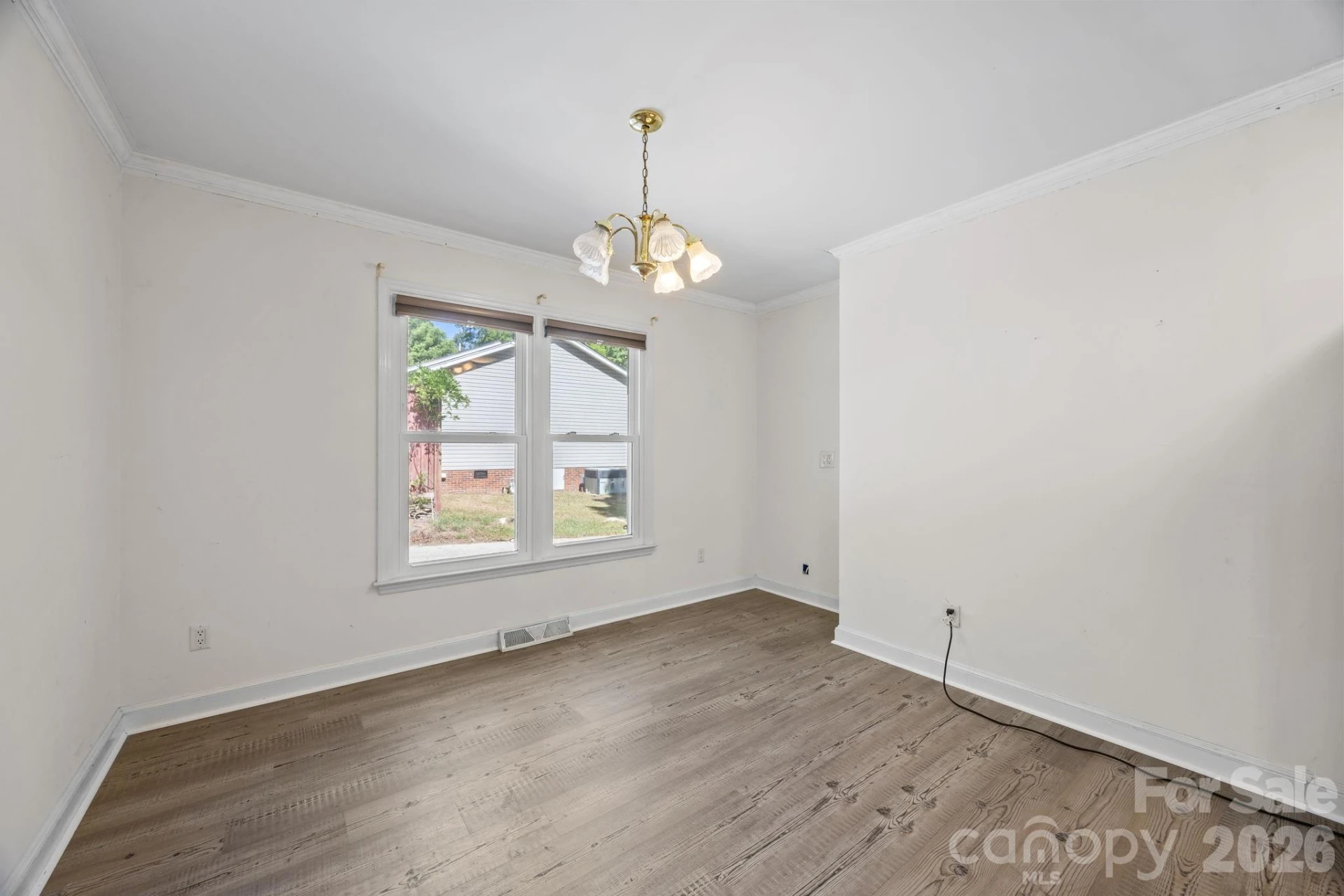 924 Cameron Court - Photo 14