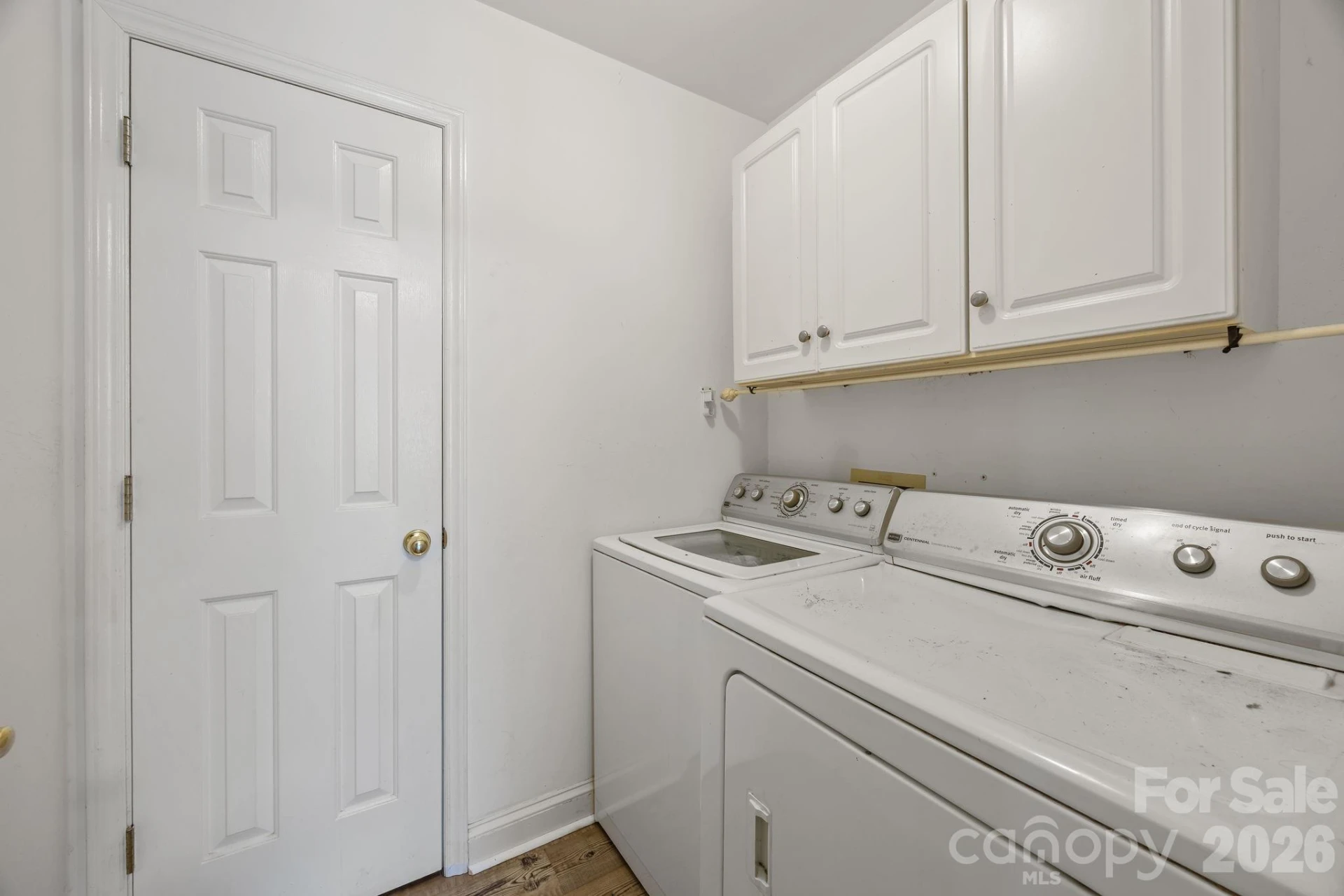 924 Cameron Court - Photo 16