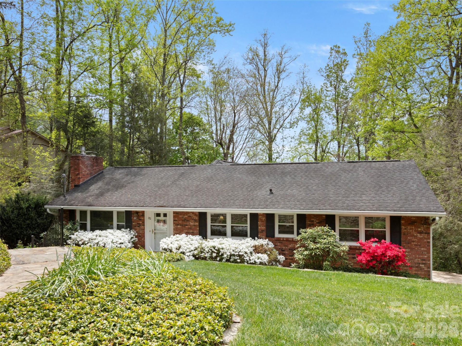 32 Westridge Drive - Photo 2