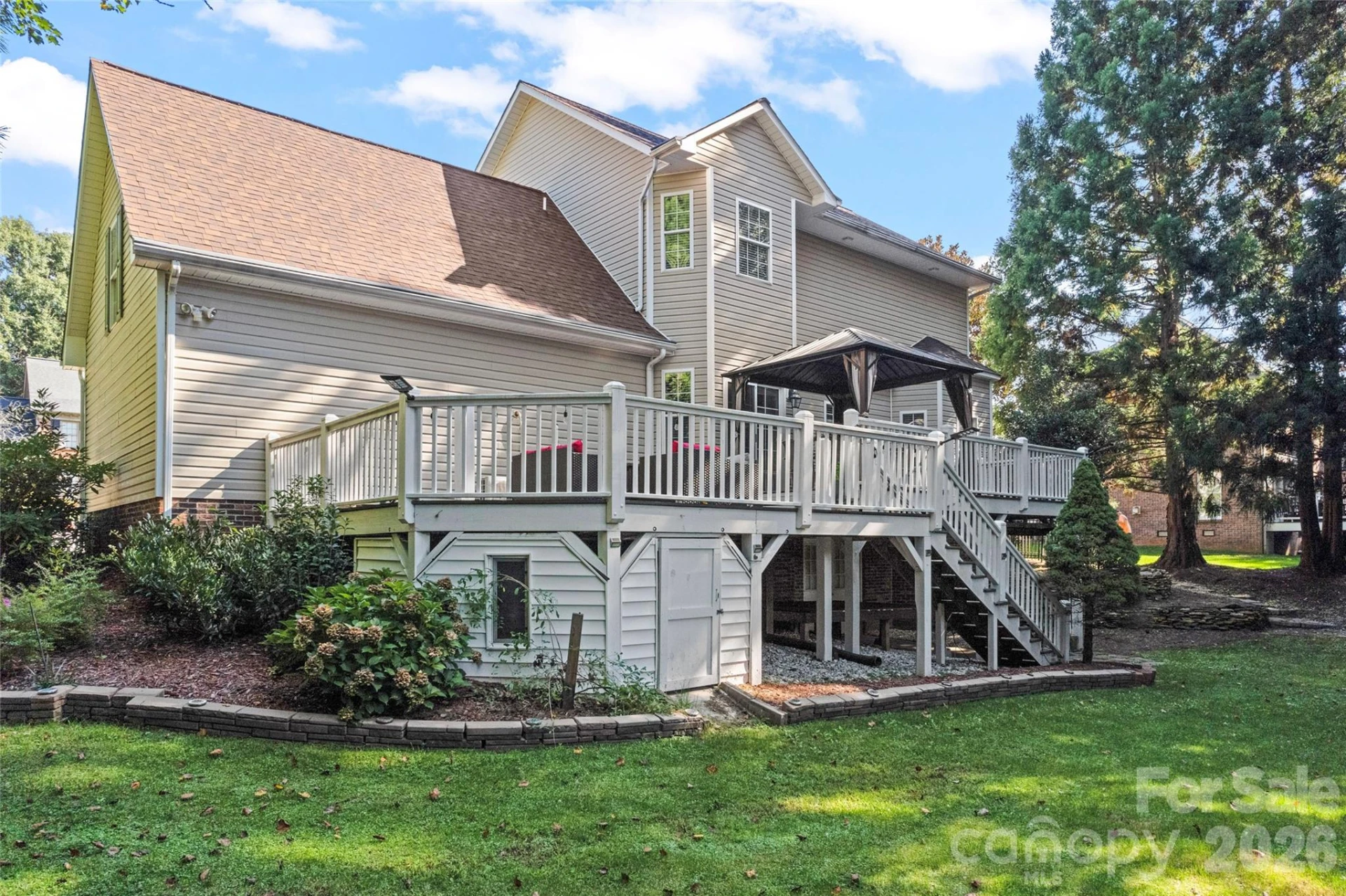 220 35th Avenue - Photo 6