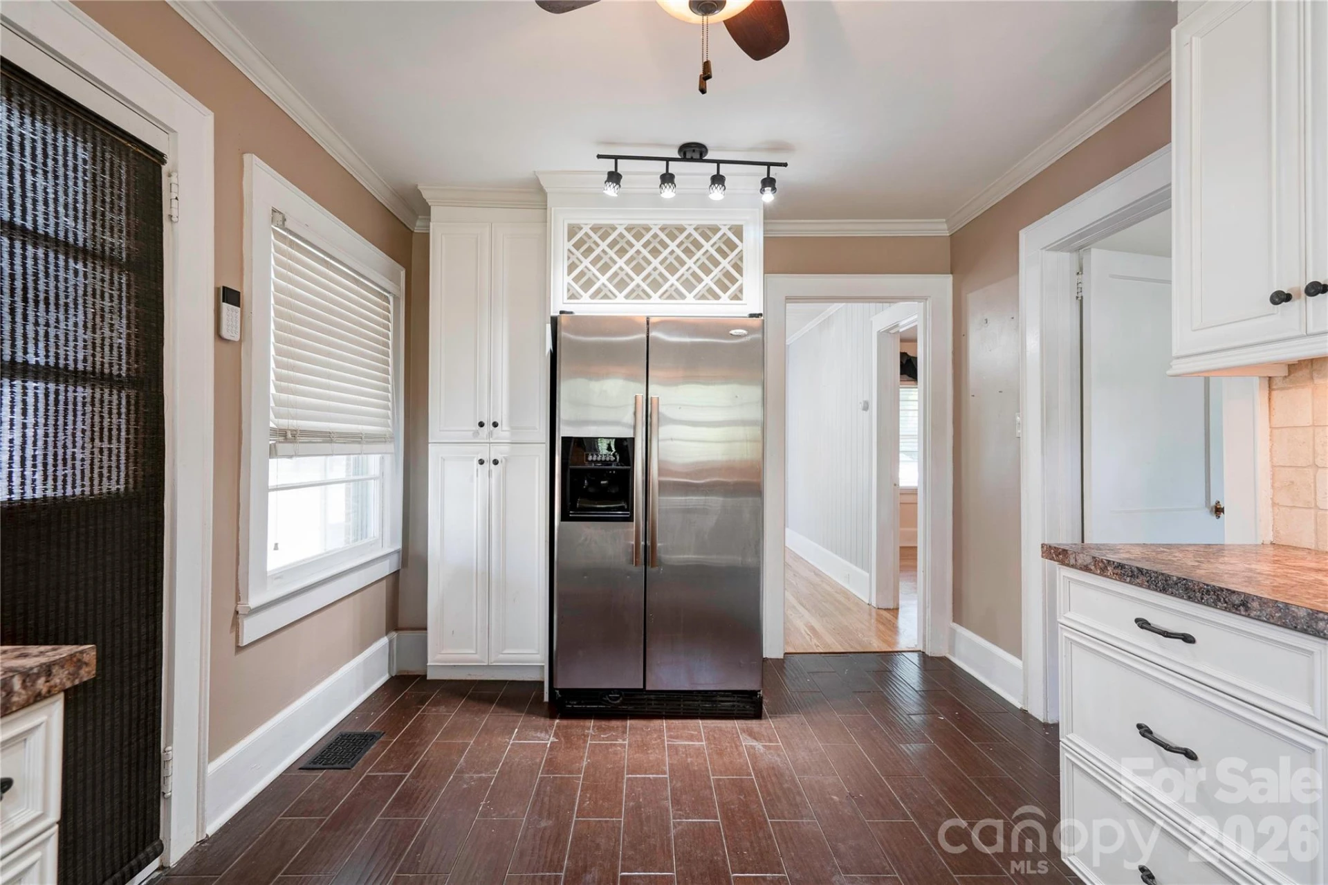 511 Sumter Street - Photo 8
