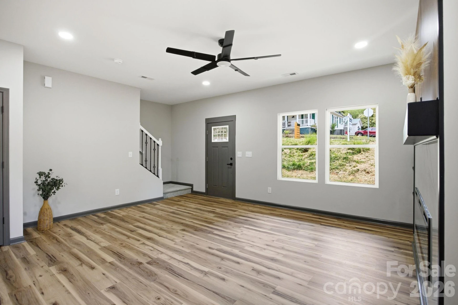 2412 SUMMIT Avenue - Photo 23