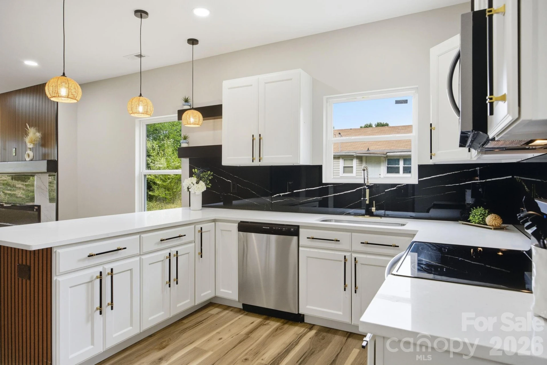 2412 SUMMIT Avenue - Photo 28