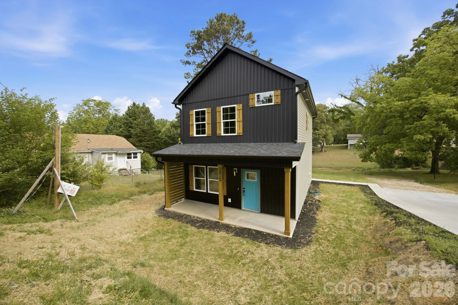 2412 SUMMIT Avenue - Photo 7
