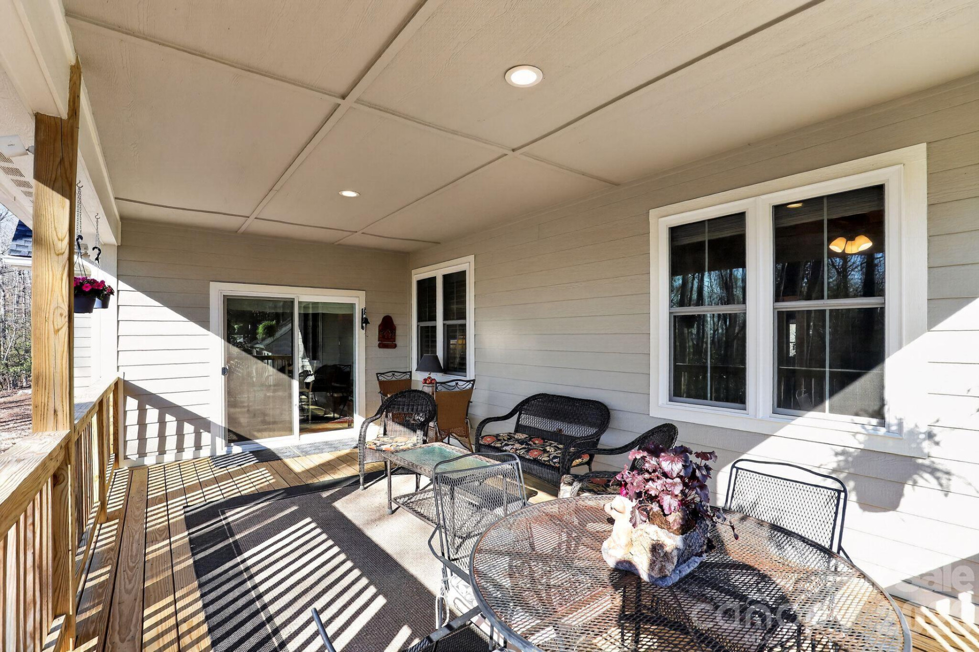 3757 Laurel Park Highway - Photo 7