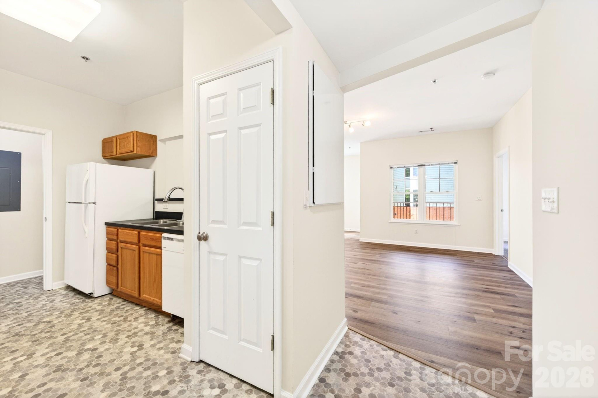 64 Clingman Avenue #202 - Photo 2