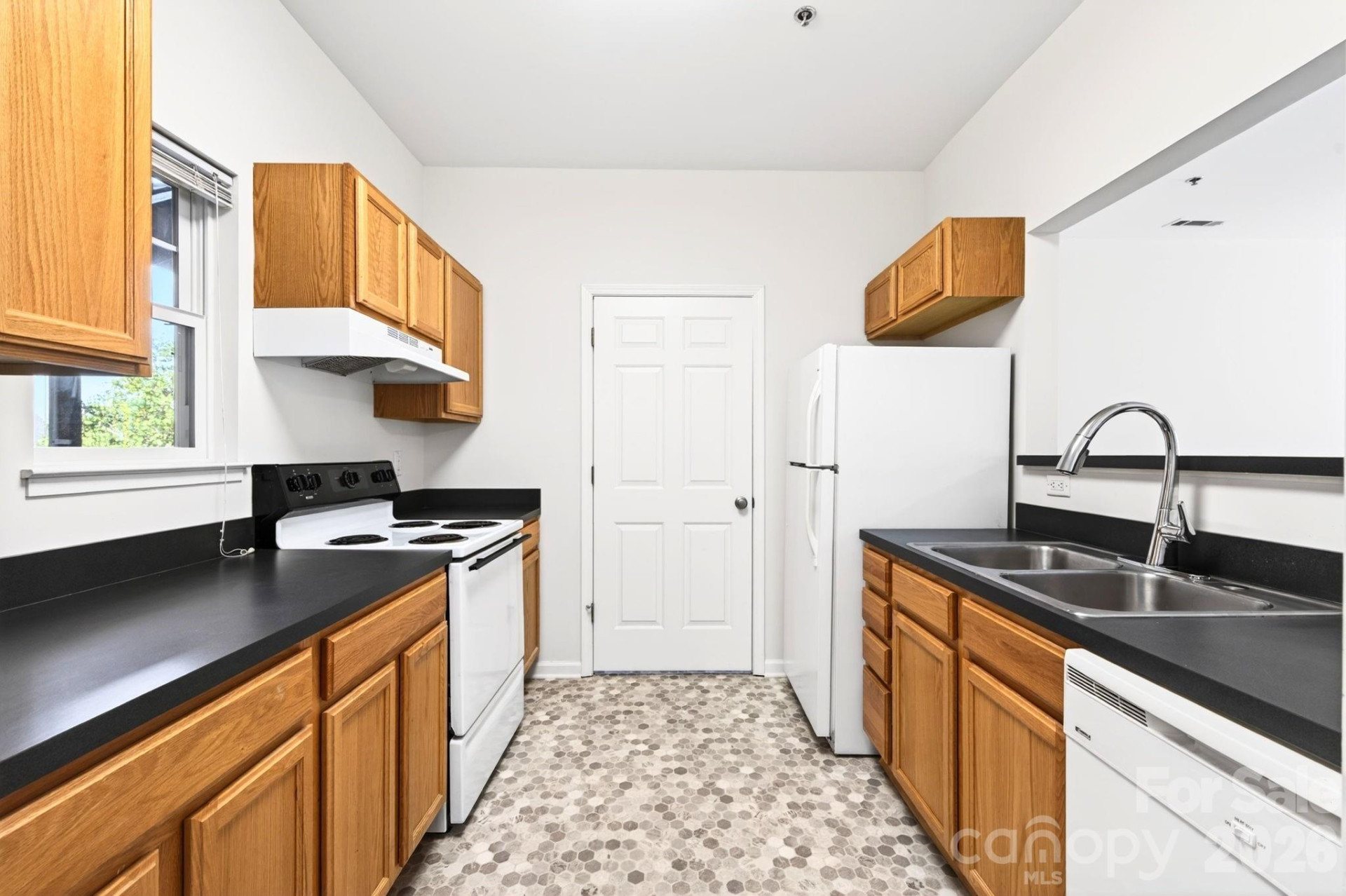 64 Clingman Avenue #202 - Photo 3