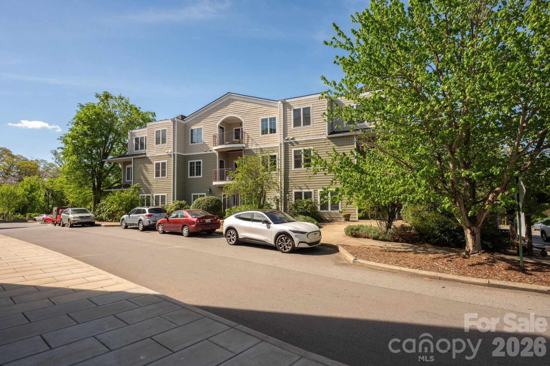 64 Clingman Avenue #202 - Photo 23