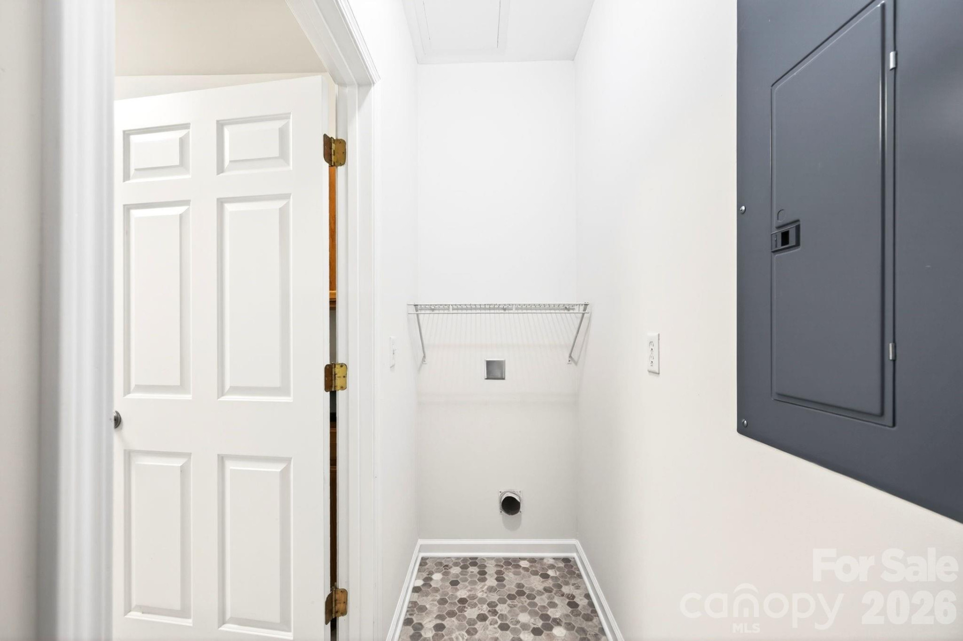 64 Clingman Avenue #202 - Photo 8