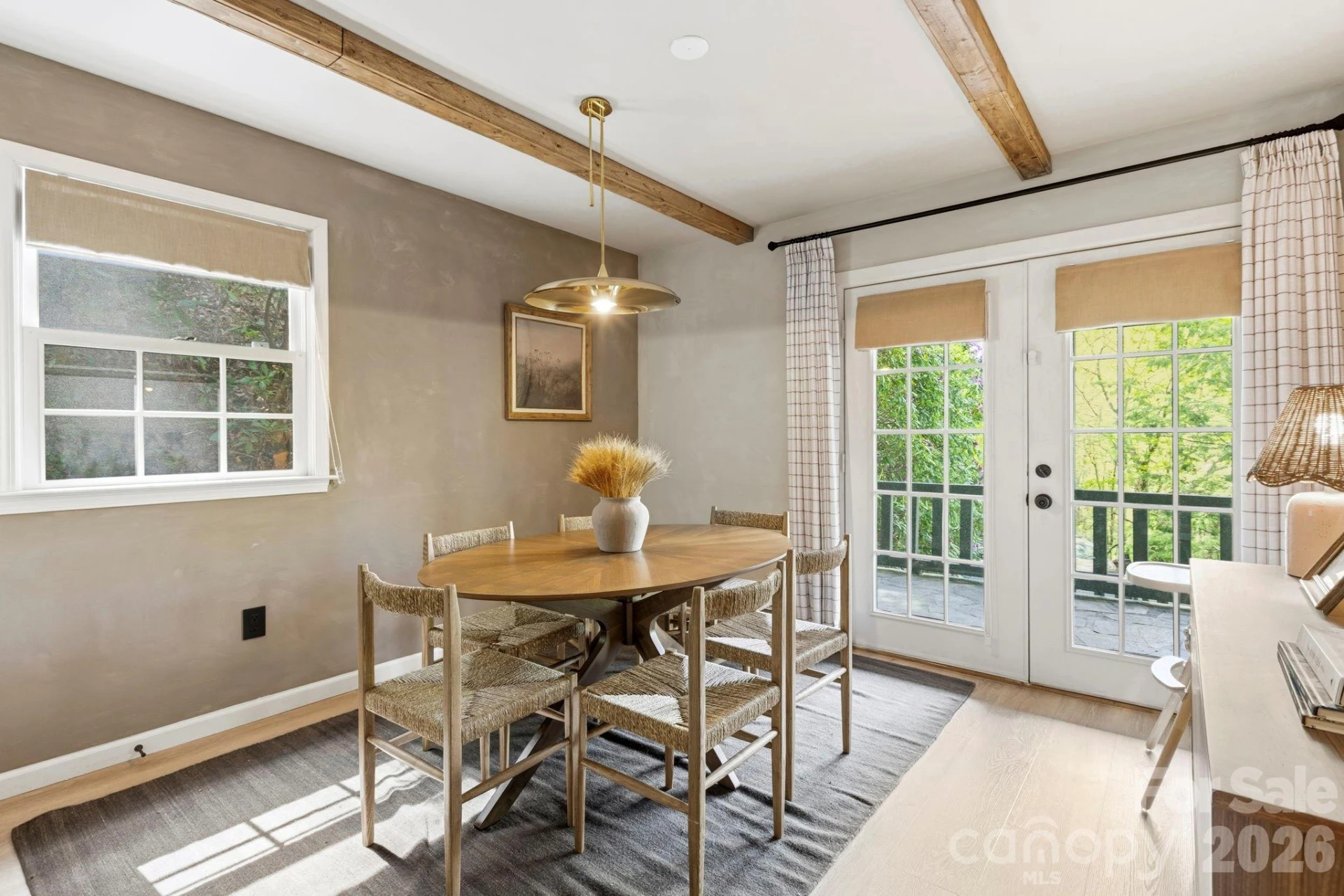 821 Summit Drive - Photo 12