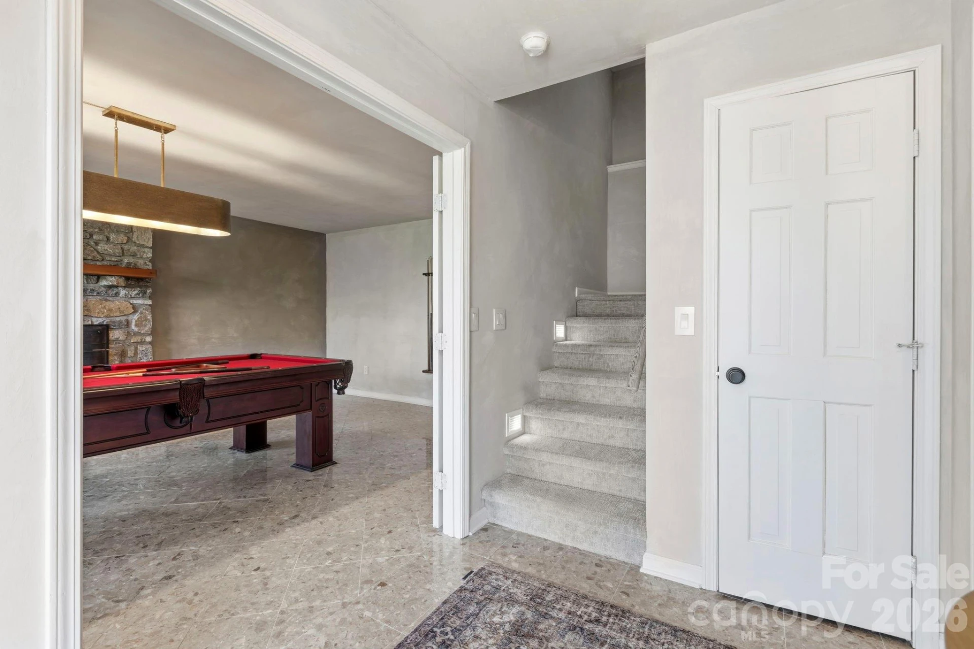 821 Summit Drive - Photo 31
