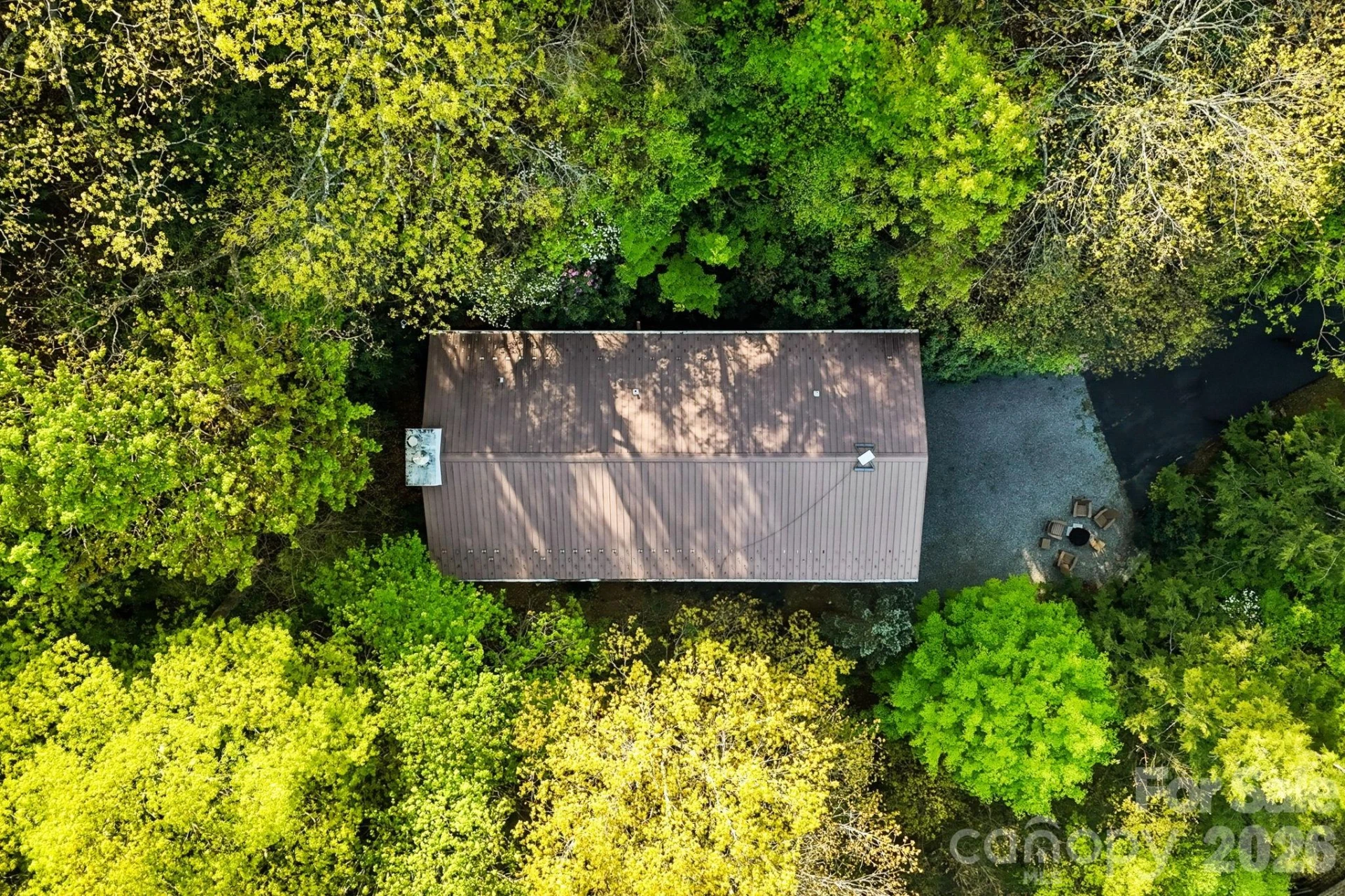 821 Summit Drive - Photo 38