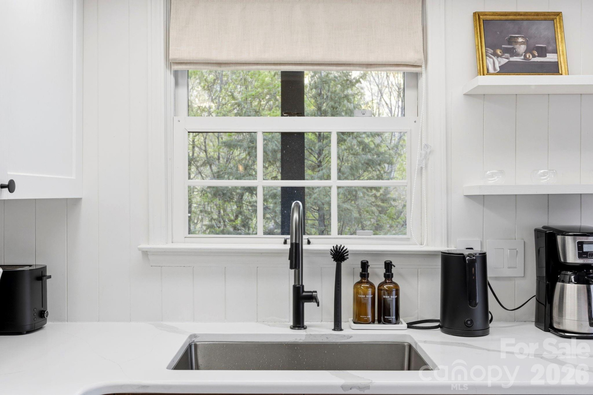 821 Summit Drive - Photo 10