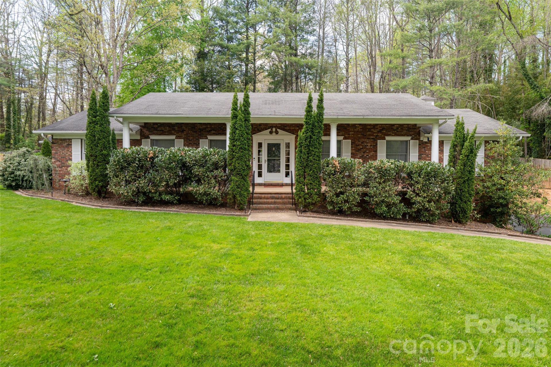 117 Brandon Road - Photo 2