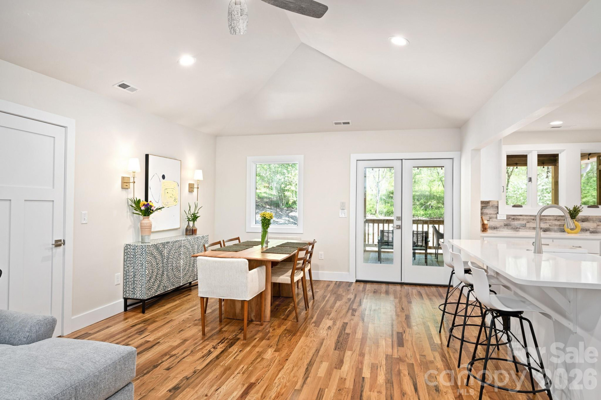 1048 Jenkins Valley Road - Photo 18