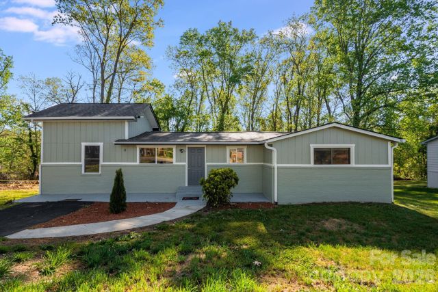 21 Oak Hill Drive, Asheville, NC, 28806