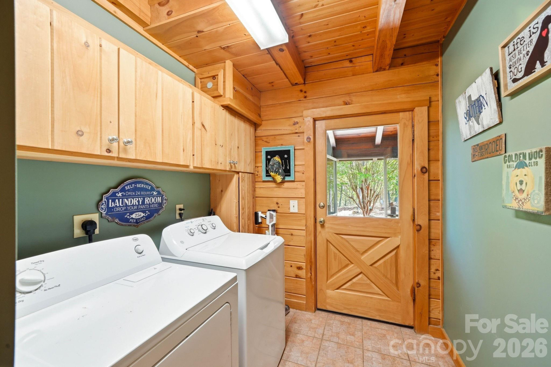3918 Skyline Drive - Photo 34