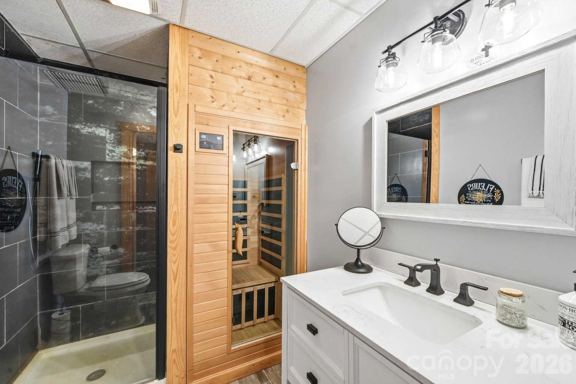 3918 Skyline Drive - Photo 40