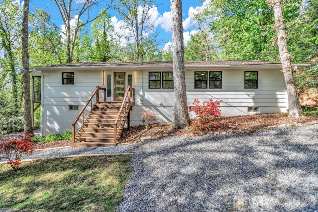 7 Angus Lane, Asheville, NC, 28805
