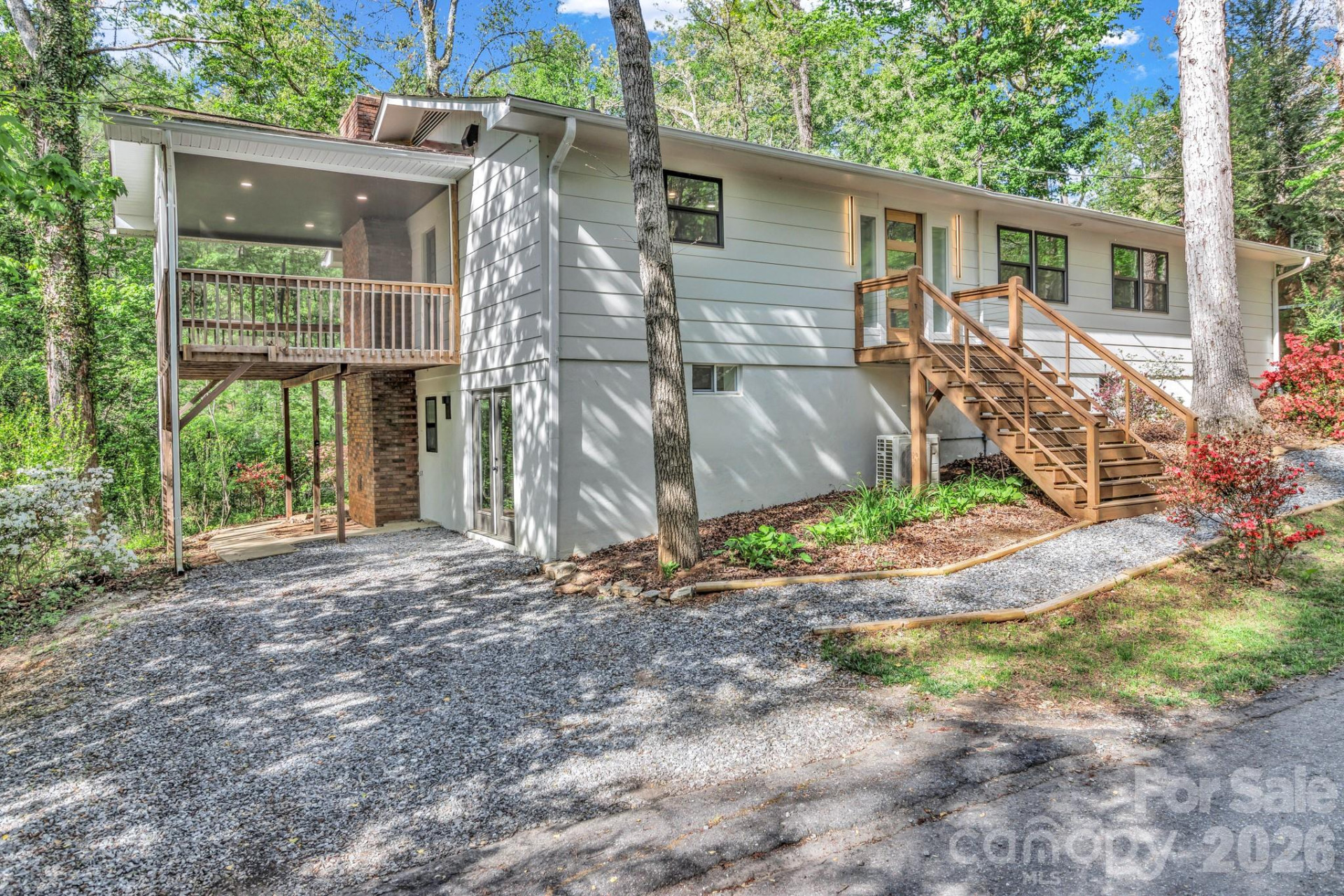 7 Angus Lane - Photo 3