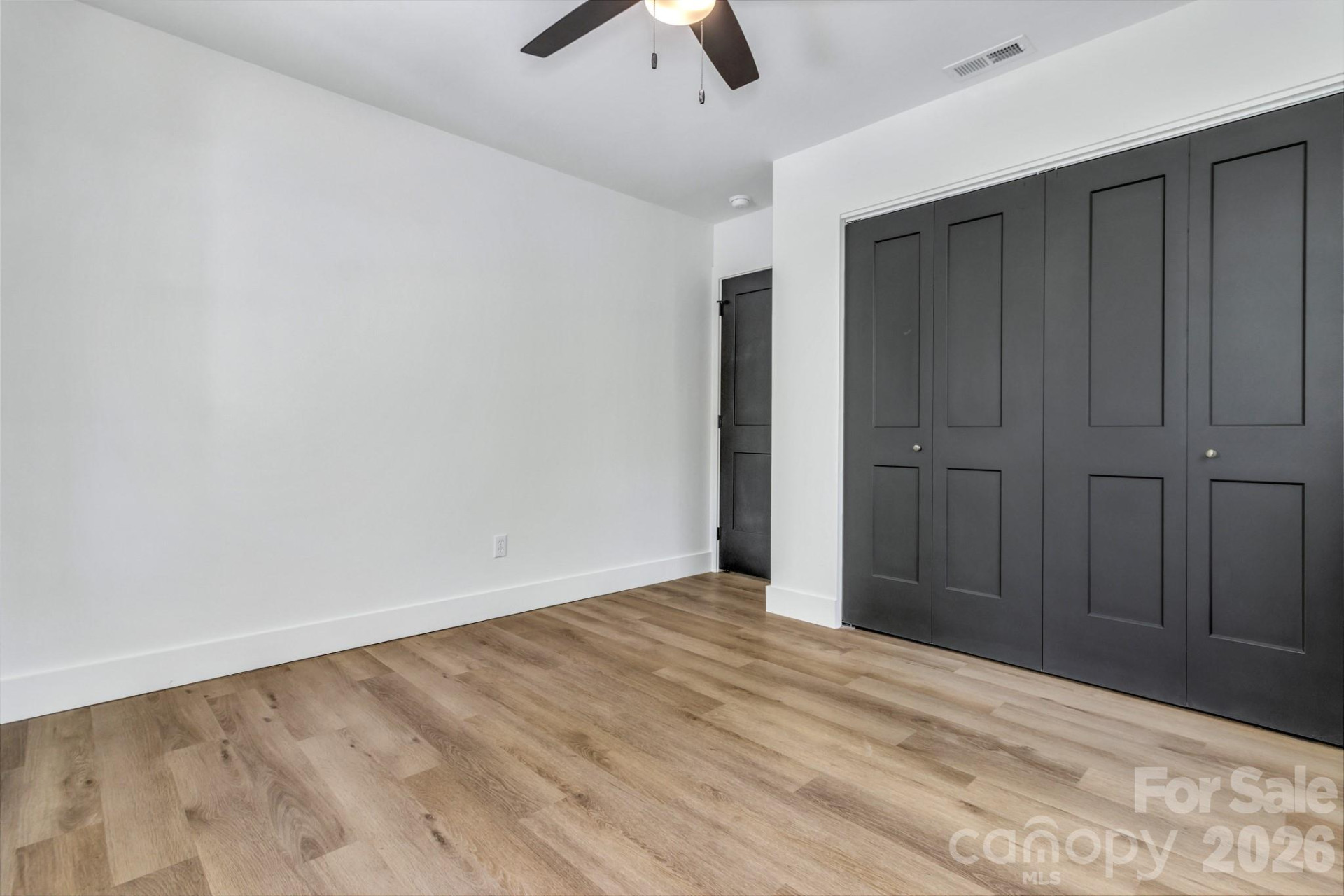 7 Angus Lane - Photo 32