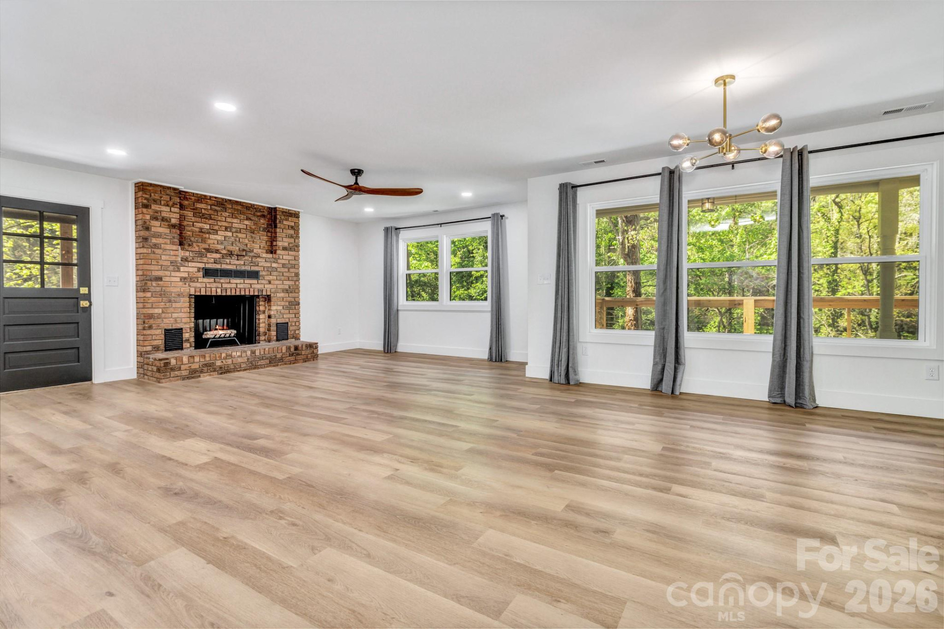 7 Angus Lane - Photo 6