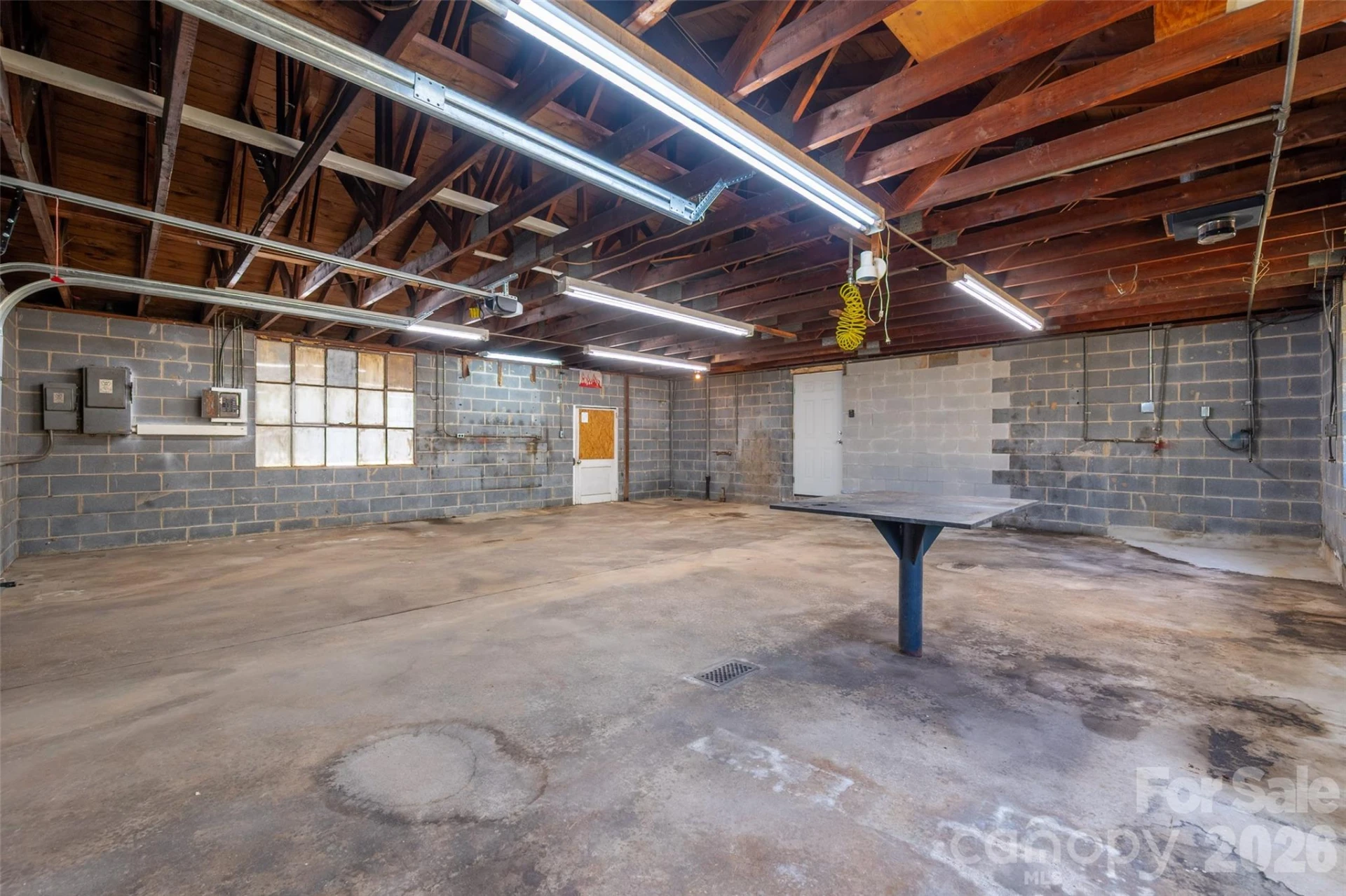 501 Snow Street - Photo 36