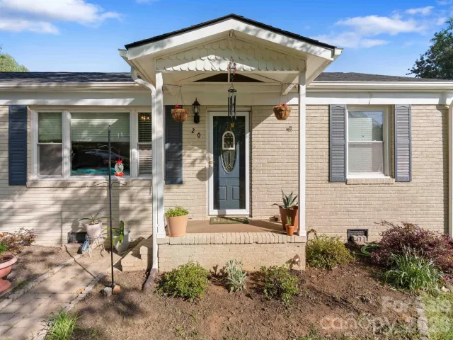 20 Constance Street, Columbus, NC, 28722