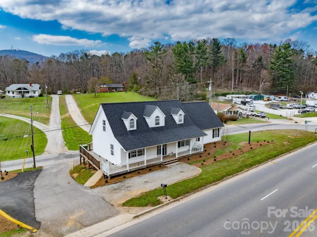 396 New Leicester Highway, Asheville, NC, 28806