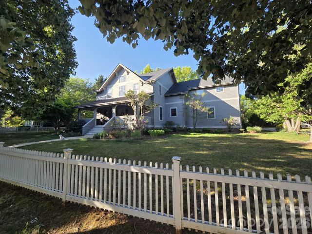 1066 Columbine Road, Asheville, NC, 28803