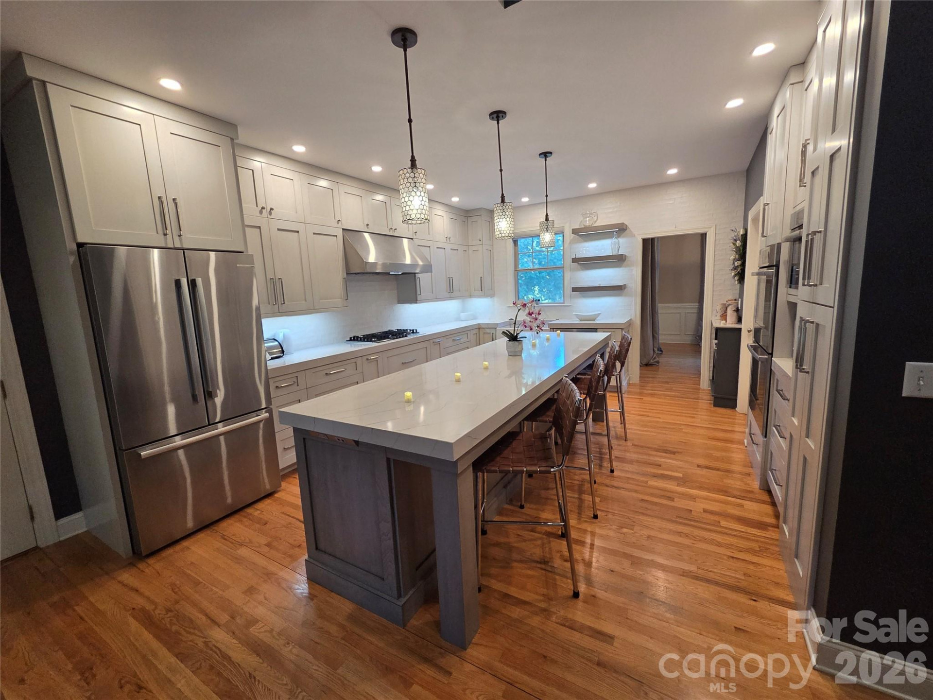 1066 Columbine Road - Photo 3