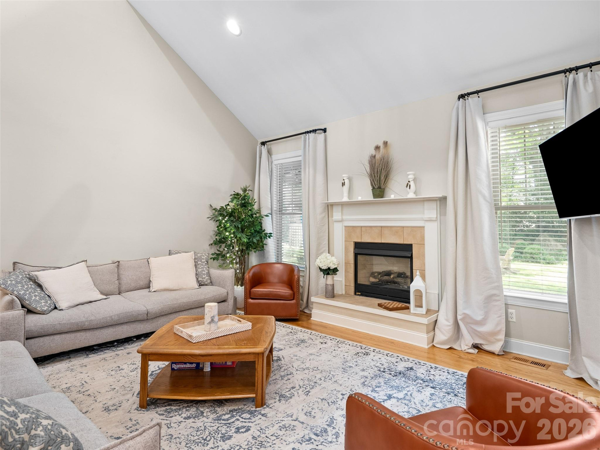 1066 Columbine Road - Photo 29