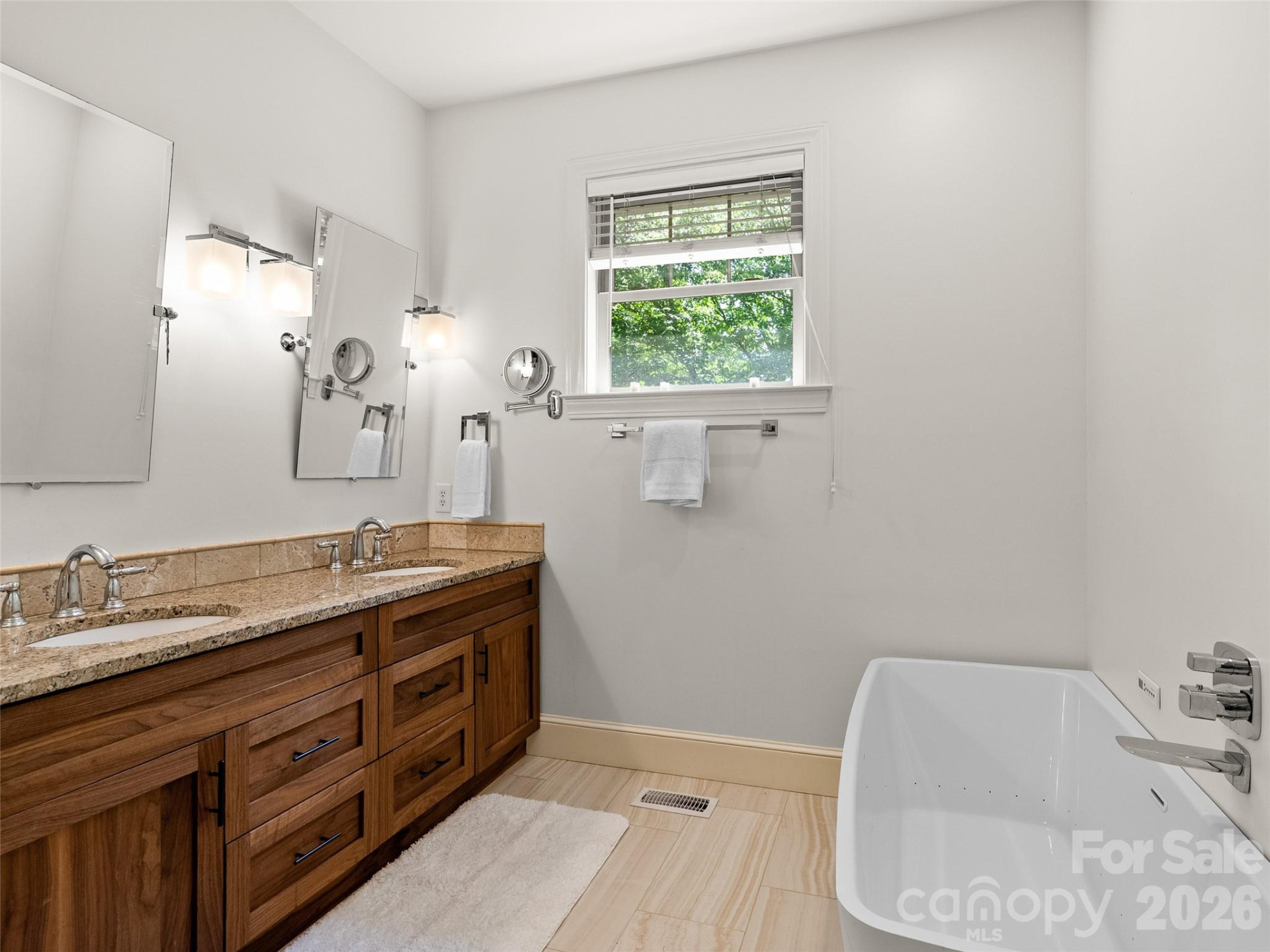 1066 Columbine Road - Photo 35