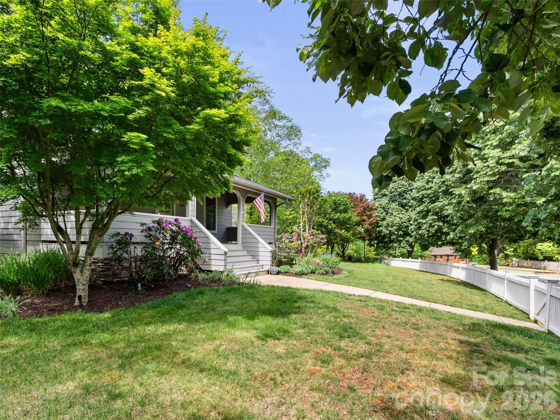 1066 Columbine Road - Photo 48