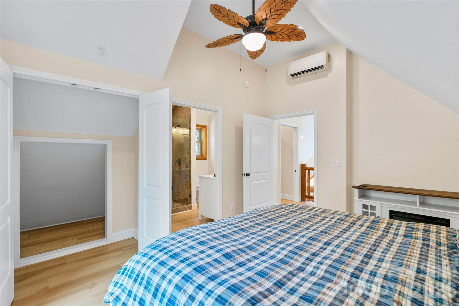 153 Chetan Way - Photo 18