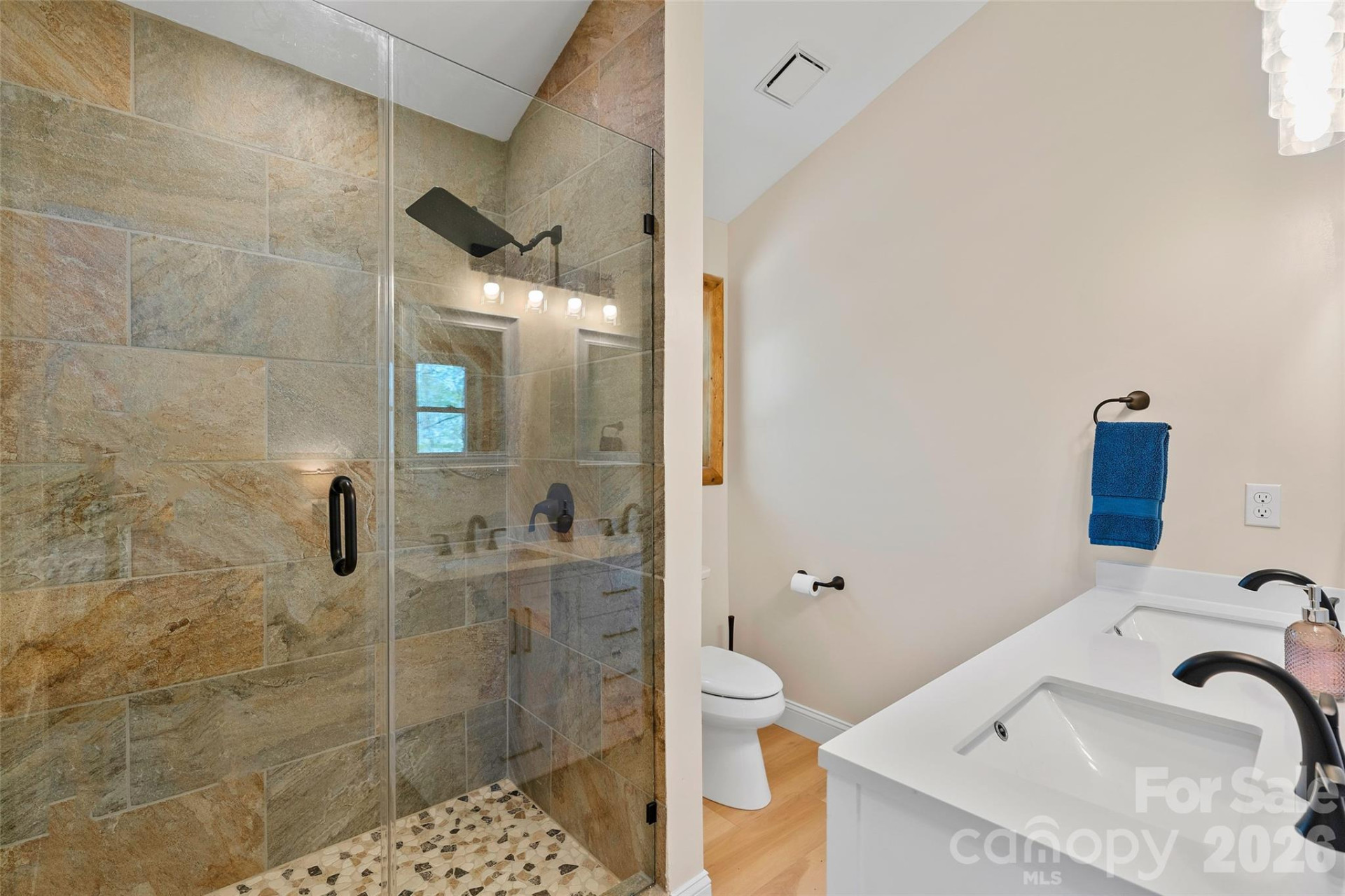 153 Chetan Way - Photo 19