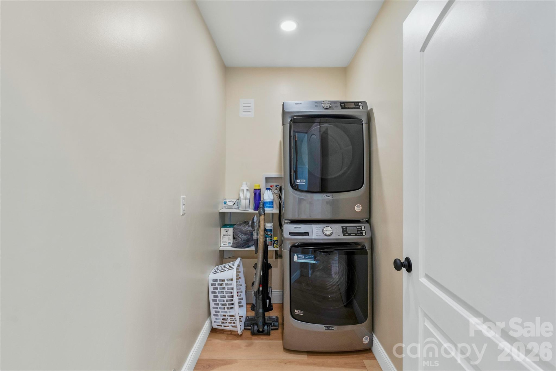 153 Chetan Way - Photo 29