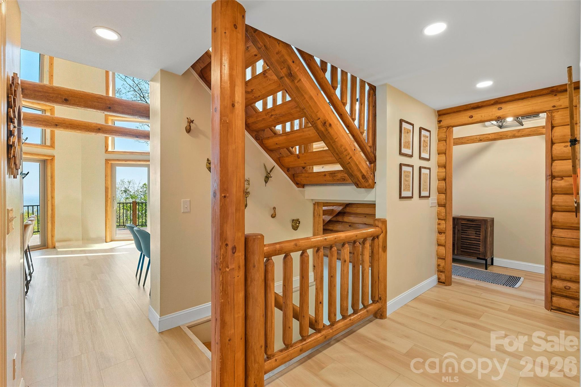 153 Chetan Way - Photo 8