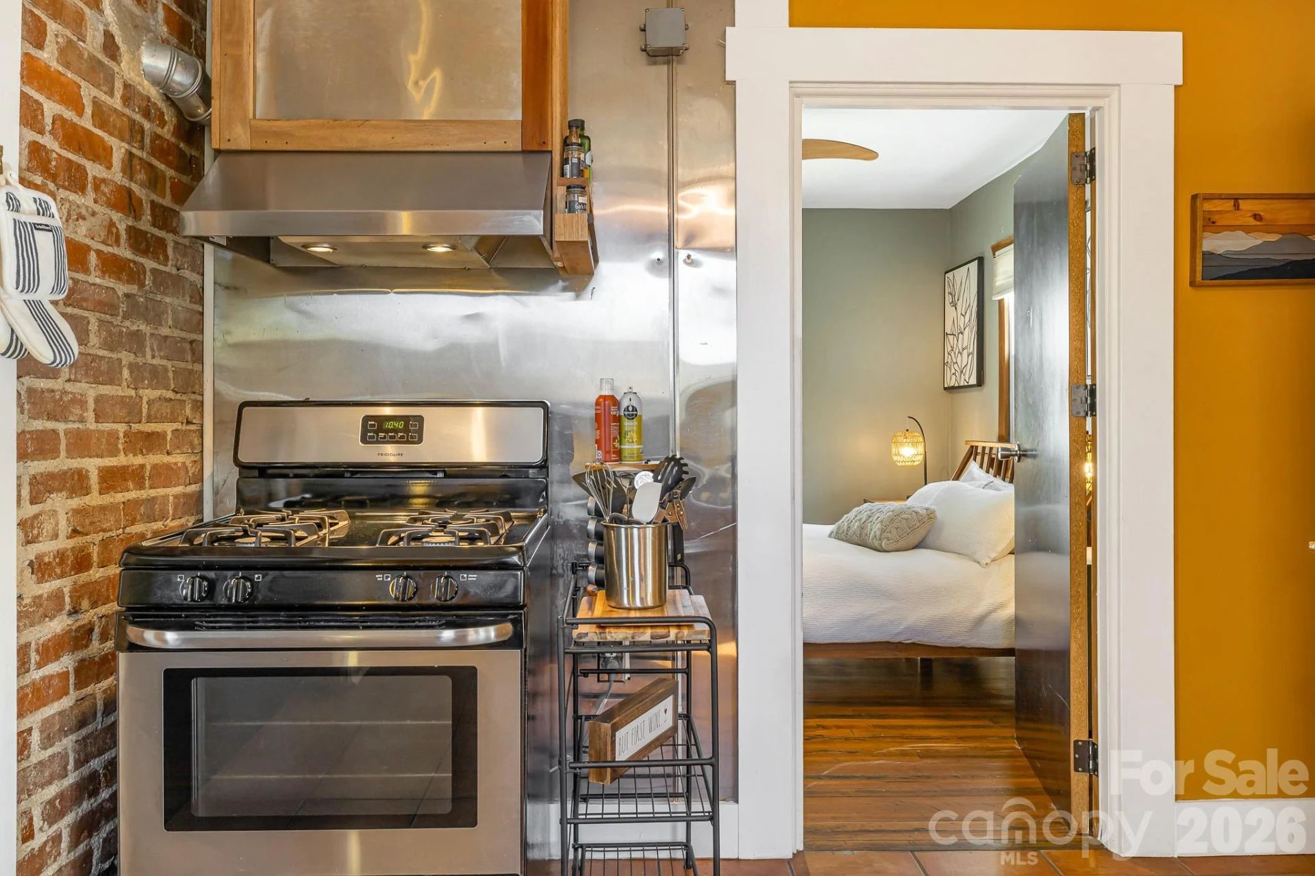 144 Clingman Avenue - Photo 12