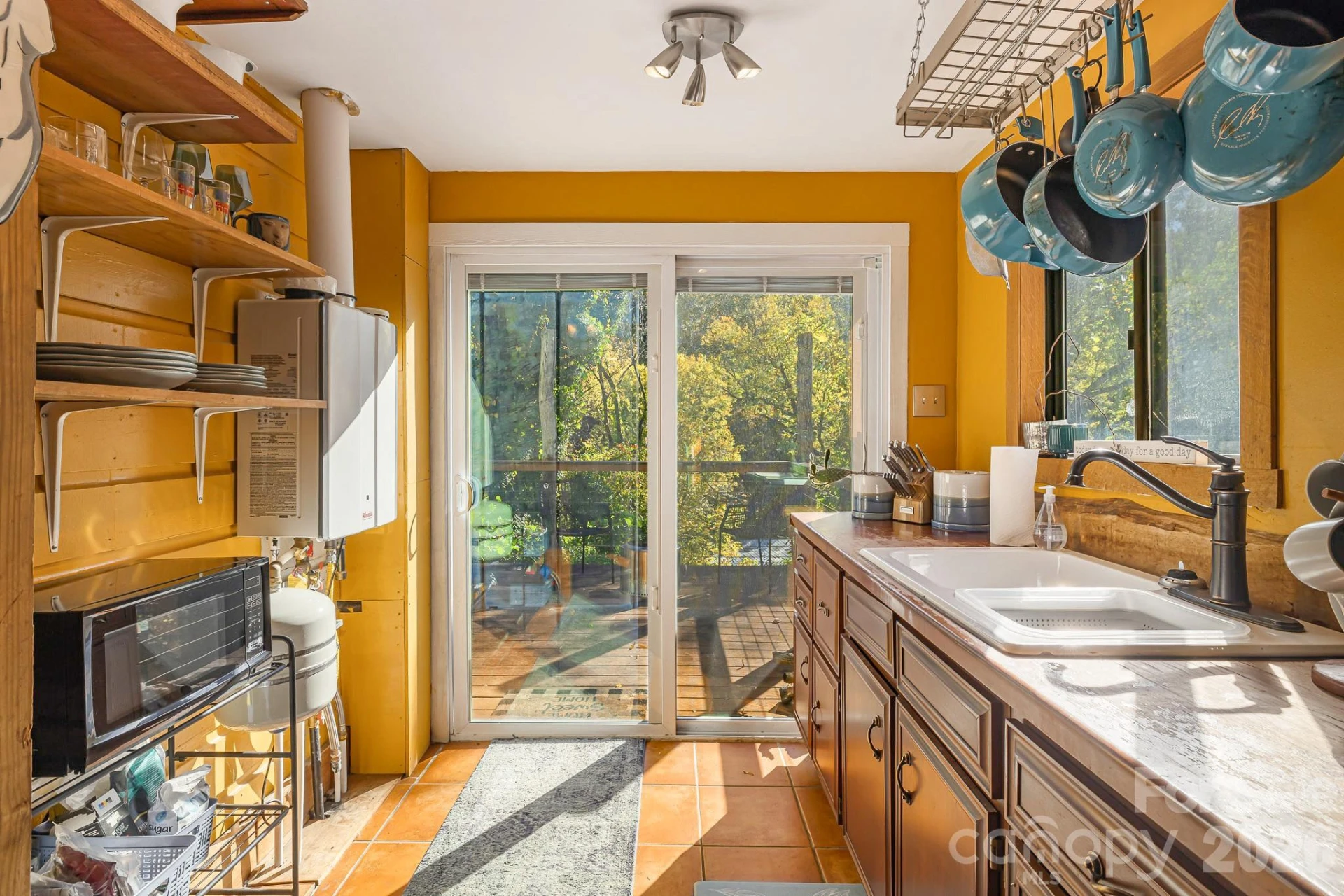 144 Clingman Avenue - Photo 14