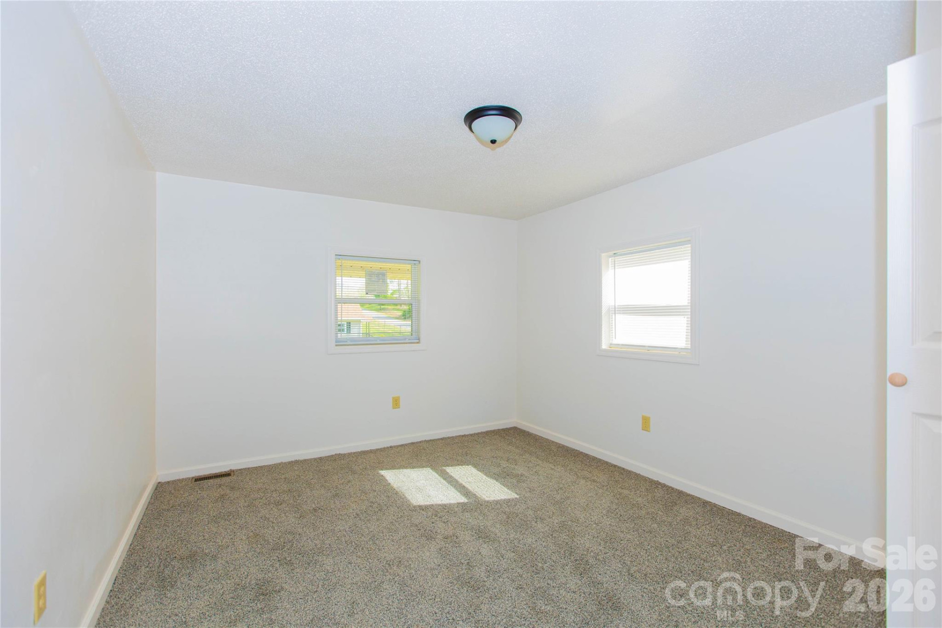 281 Glenwood Drive - Photo 18