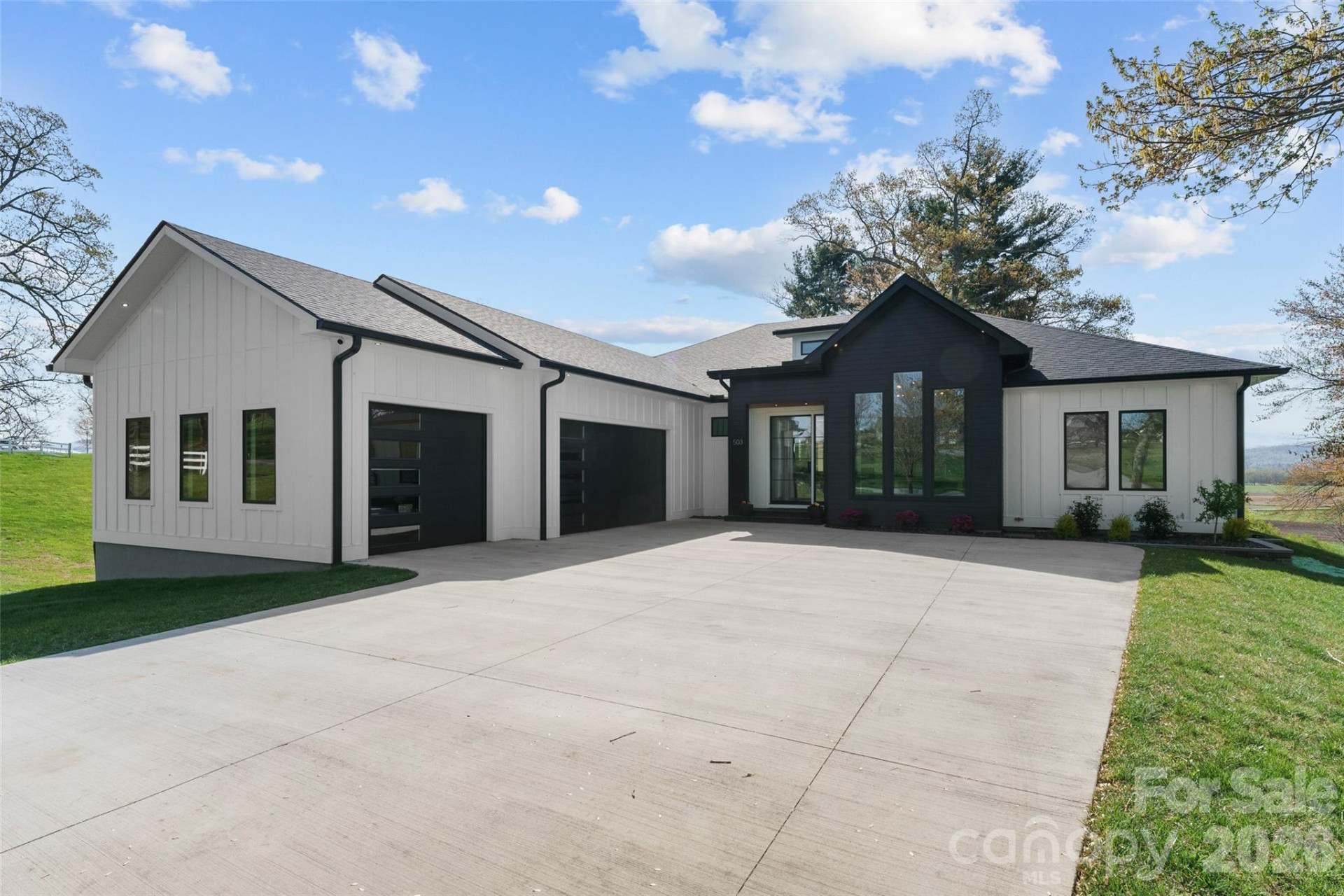 503 Nesbitt Drive - Photo 2