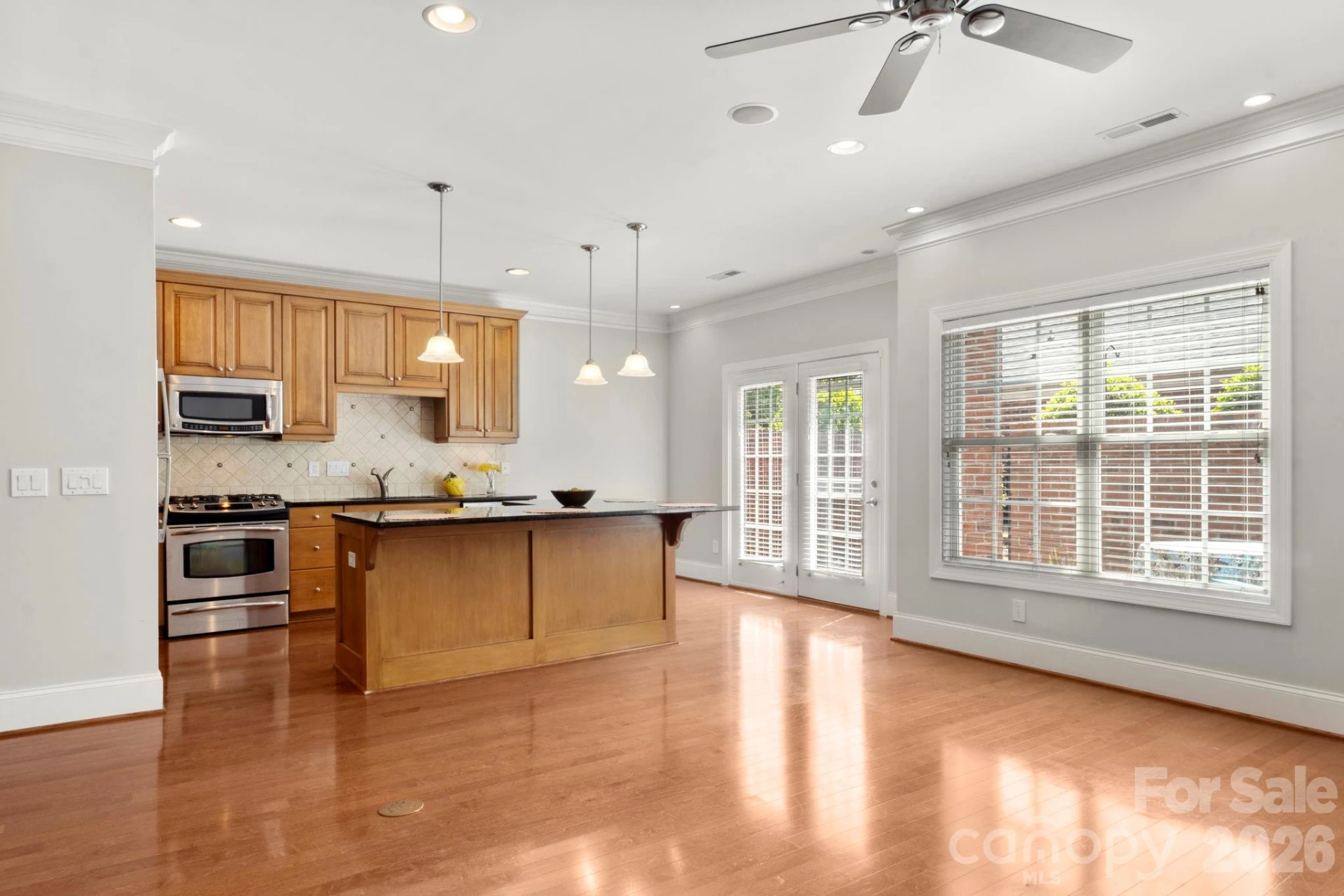 705 Congressional Lane - Photo 11