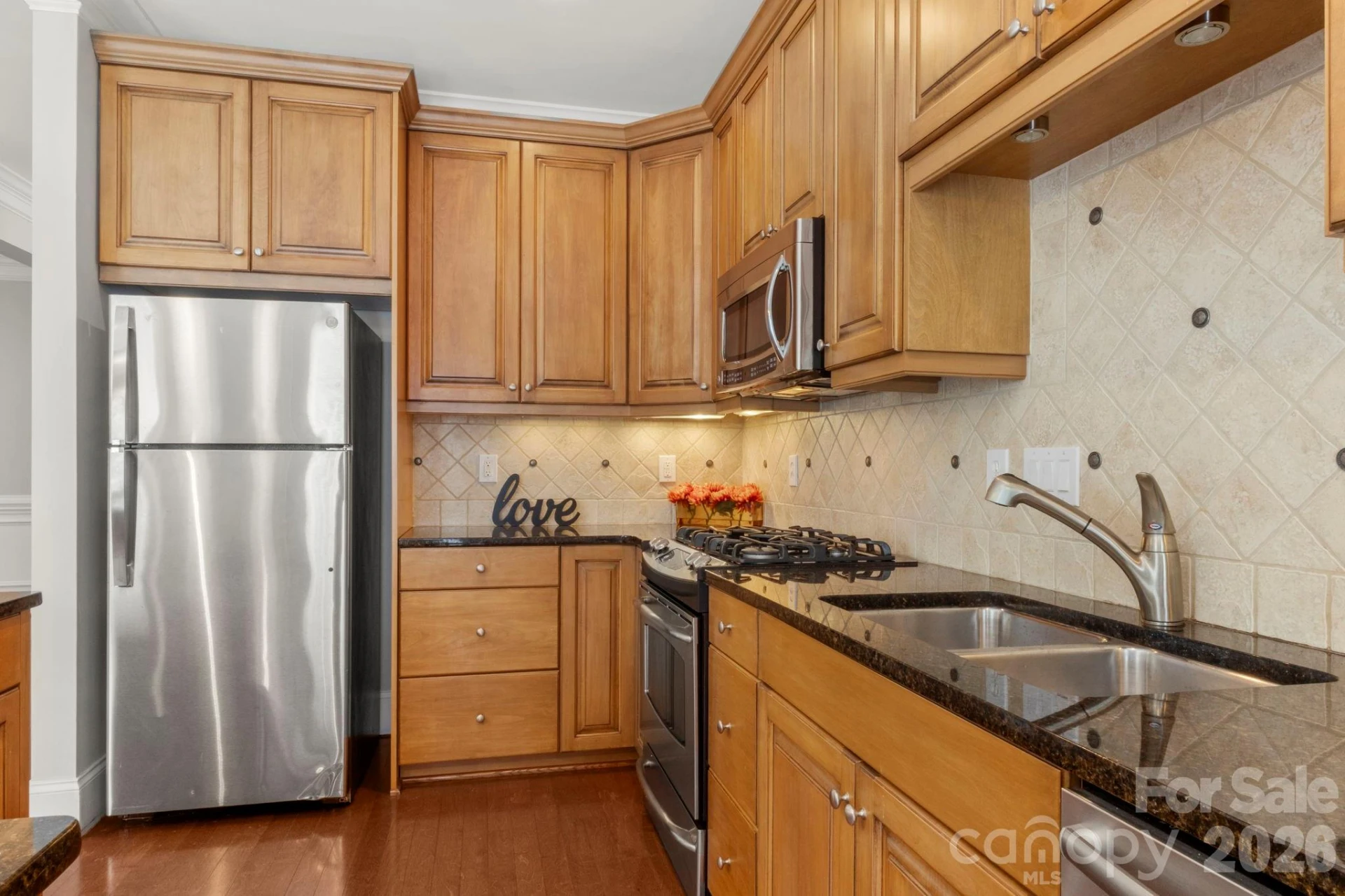 705 Congressional Lane - Photo 13