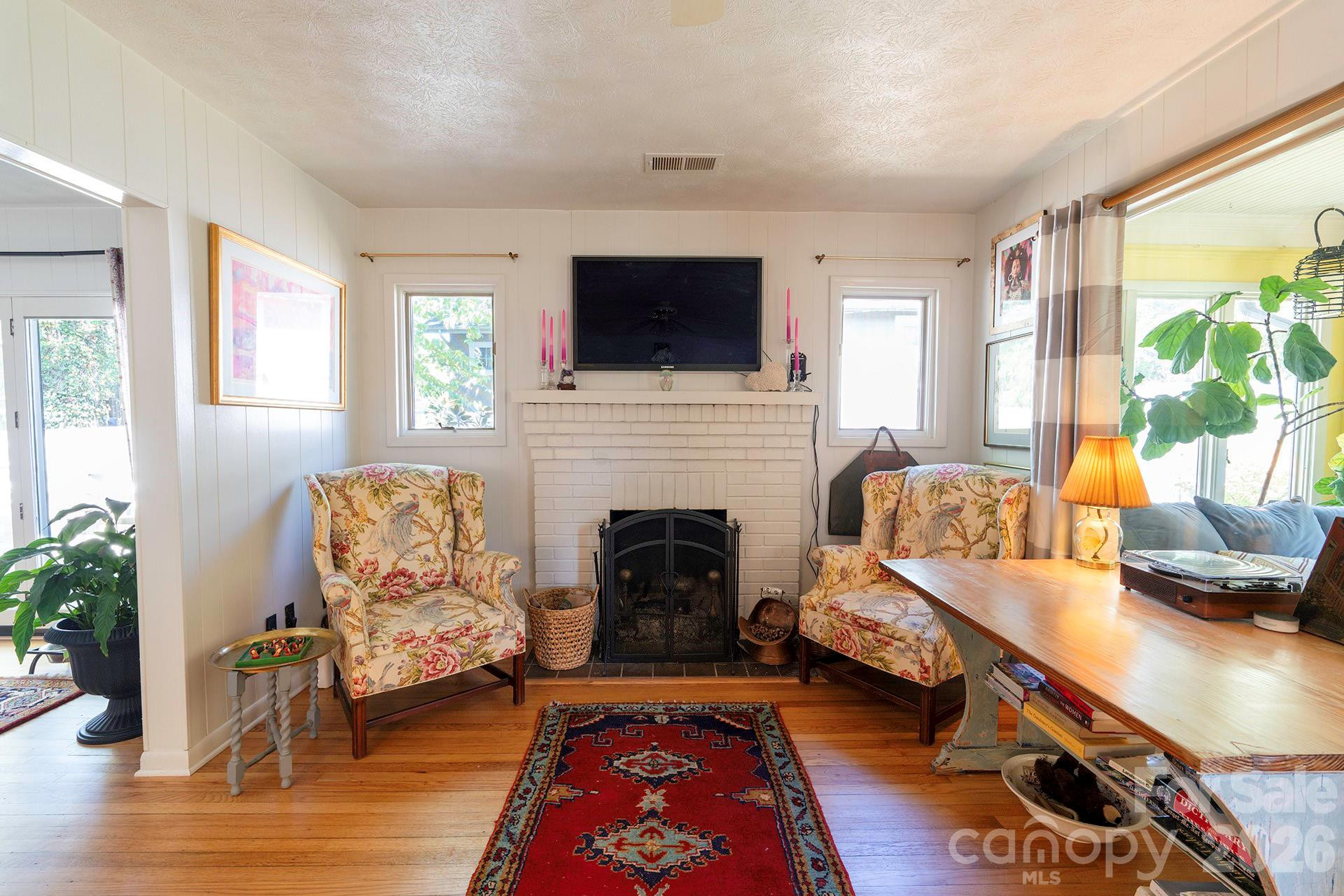 34 Oakley Road - Photo 5